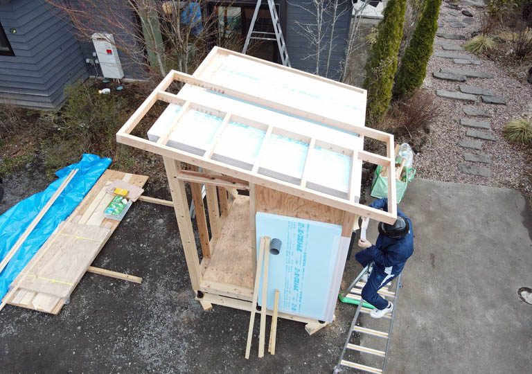ワークショップ「断熱小屋づくり」