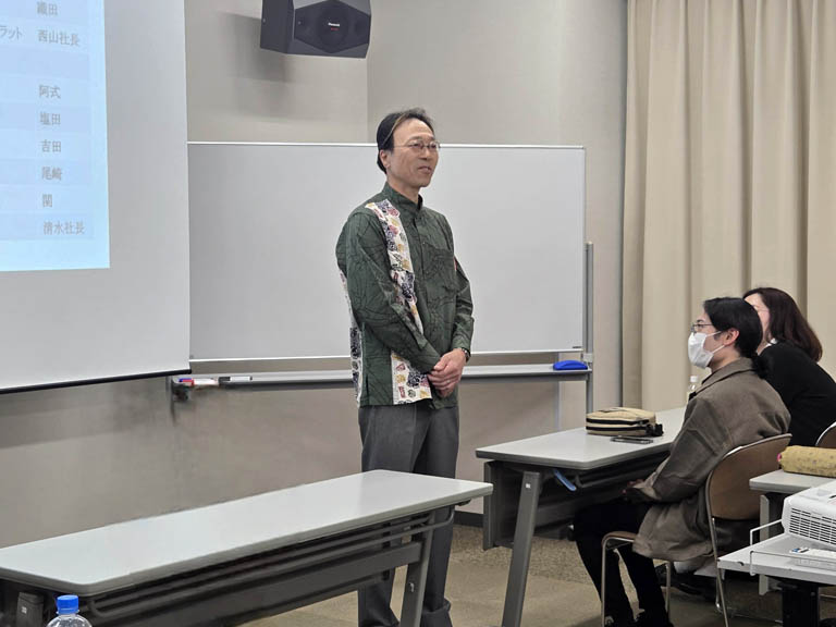 軽井沢大工塾の須藤塾長