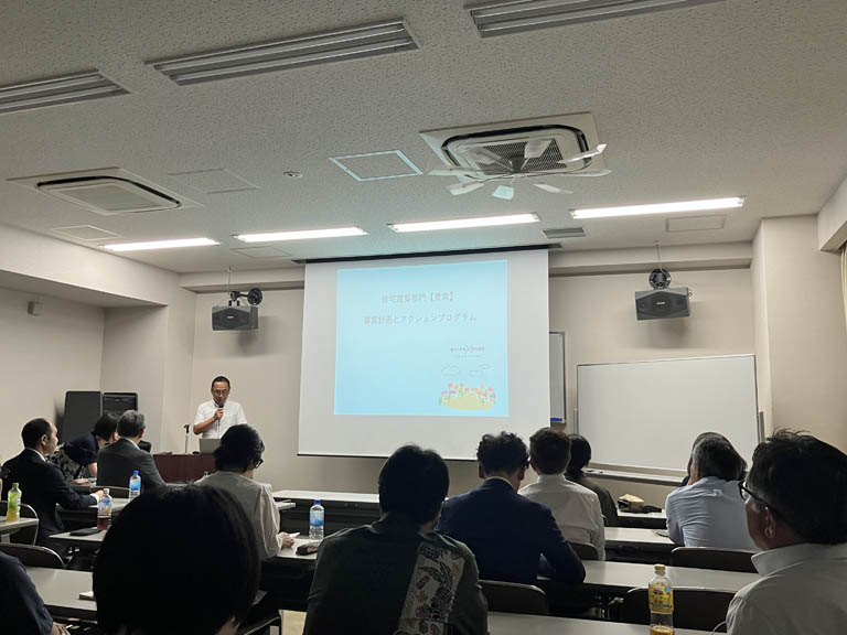 東京建築部門(尾崎取締役)