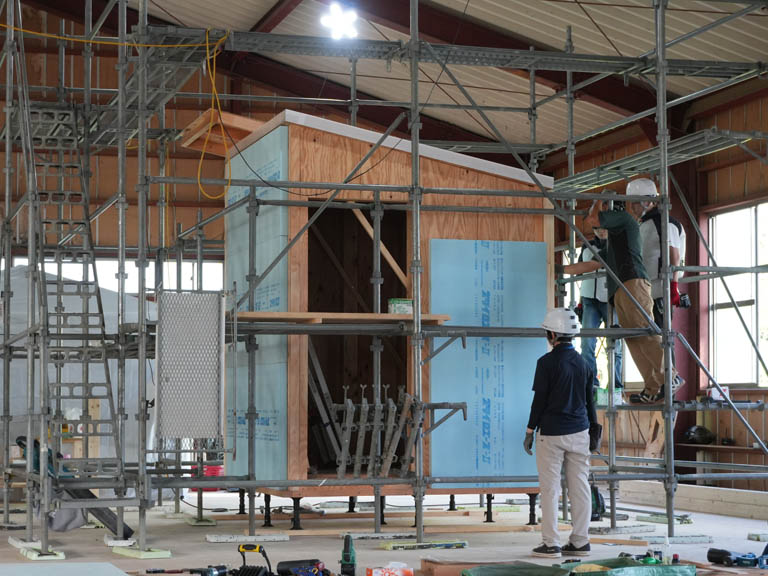 ワークショップ「断熱小屋づくり」